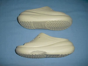 Crocs Iconic Comfort Crush Sandal Womens Size 10 / Mens Size 8 Bone Beige Ivory - Imagen 1 de 7
