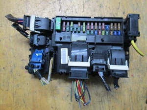 2015 FORD FUSION HYBRID MULTIFUNCTION FUSE RELAY BOX EG9T-15604-DG - Picture 1 of 12