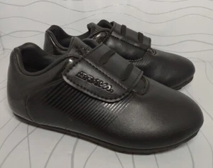 Brava unisex kids black soccer cleats sz 9 Style 153063. Easy hook & loop close - Picture 1 of 6