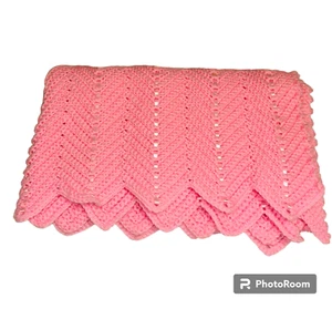 Chevron - Throw Baby Blanket Afghan Crochet Knit Handmade Needlecraft 32" x 44" - Bild 1 von 8