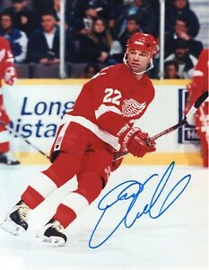 Dino Ciccarelli Detroit Red Wings Autographed  8'' x 10''  Photo