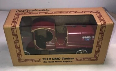 ERTL MILLS COLLECTIBLES 1919 GMC TANKER DIE CAST METAL REPLICA -NO.20633P-"2001" - Image 1 of 4
