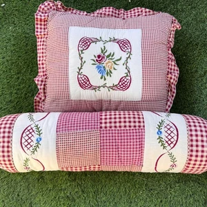 Quilted Pillow Set Embroidered Floral Accent Decorative Pillows Cottagecore - Picture 1 of 12