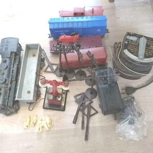 Vintae Marx Train Set Lot Untested With Accessories And People  - Picture 1 of 7