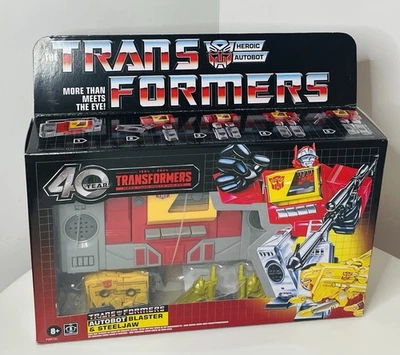 Transformers Retro 40th Anniversary Autobot Blaster & Steeljaw Action Figure New - Image 1 of 4