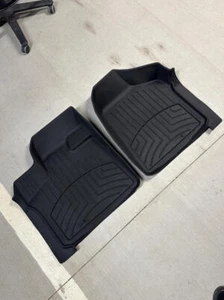 WeatherTech FRONT Grand Caravan 12-20 Town Country 12-16 Routan 11-14 / 444211IM - Picture 1 of 6