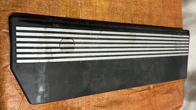 87 BMW 325E 325i 84-91 ENGINE COVER UPPER 2.5 2.7 3.0 OEM 1435950 Free Ship B18 - Image 1 of 4