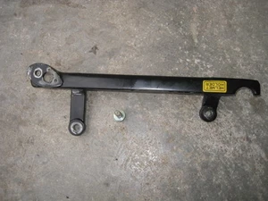 1986 honda vf500f interceptor - left rear turn signal mounting bracket - Picture 1 of 2