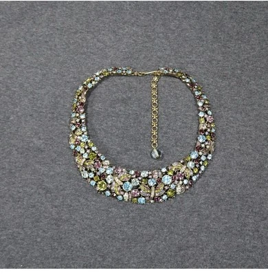 Collar Heidi Daus Swarovski Cristal Estrás, Libélula Babero Distintivo  Foto 1 de 4