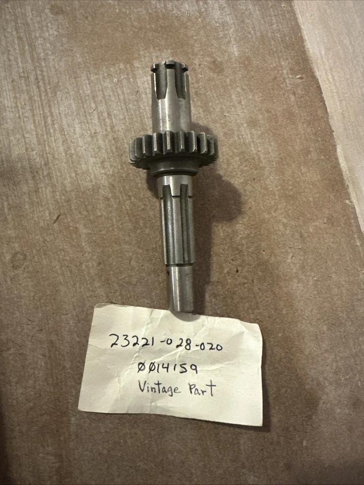 HONDA 1965 S90 A, 1967 CL90 A CONTRAEJE DE TRANSMISIÓN 22T NOS 23221-028-020 Foto 1 de 1