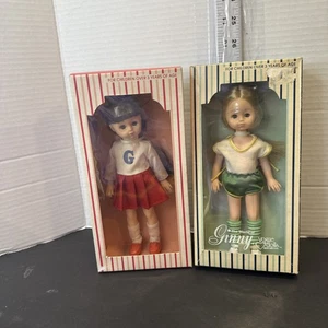2 Vintage 1978 The World of Ginny 8" Vogue Puppen Schulmädchen. #301933 #30-1922 - Bild 1 von 12