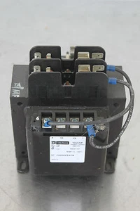 CUTLER HAMMER C0250E2AFB 250 VA MTE CONTROL TRANSFORMER w/ PRIMARY FUSE BLOCK - Picture 1 of 2