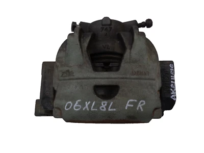 Pinza de freno delantera derecha del lado del pasajero Jaguar XJ8 2006-2007 OEM AK2111216 Foto 1 de 4