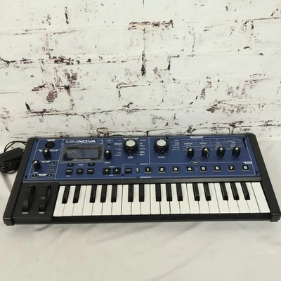 Novation MiniNova Synthesizer w/ Cable - Image 1 of 4