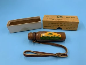 Vintage Weems Wild Call Fox Wolves Cats Wooden Made In Texas Original Box - Picture 1 of 8