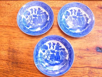 3 platos pequeños vintage de mantequilla de sauce azul de Japón de 3 7/8 pulgadas para niños Foto 1 de 4