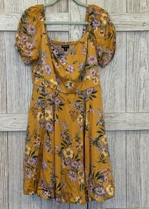 Torrid Dress Womens  Size 00 Yellow Floral Mini Skater Sweetheart Smocked - Picture 1 of 6