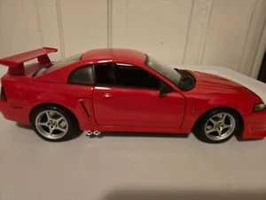 Mustang Cobra R Maisto 2000 SVT escala 1/18 - edición especial - Imagen 1 de 9