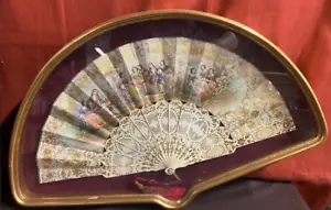 Antico ventaglio decorato a stampa con cornice - Foto 1 di 6