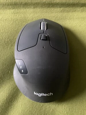 NICE BLACK LOGITECH M720 TRIATHLON MULTI-DEVICE WIRELESS MOUSE 810-004751 - Image 1 of 4