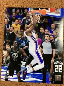 Foto de archivo de fotos de Joel Embiid 8x10 sin firmar con licencia - Imagen 1 de 1