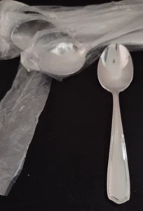 Reed & Barton TARBOR TABOR Stainless Glossy Teaspoon NEW IN PLASTIC x 1 - Picture 1 of 3