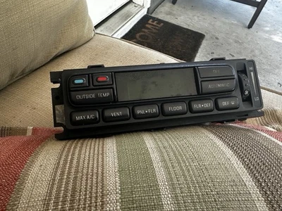 99 00 01 02 Ford Expedition Lincoln Navigator Air AC Heater Climate Control OEM - Image 1 of 3