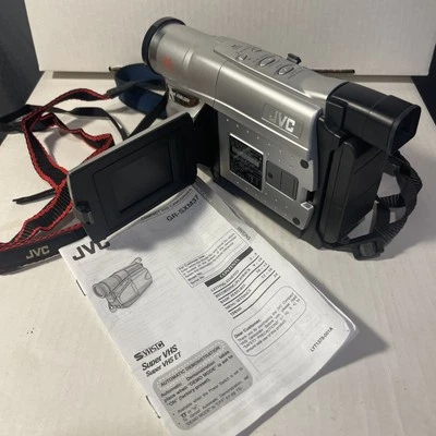 JVC GR-SXM37U Compact Super VHS-C Camcorder 25x Optical Zoom Untested Parts Only - Image 1 of 4