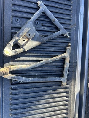 Рычаги A для переднего пассажира 08–10 Polaris Rzr 800 - Изображение 1 из 2