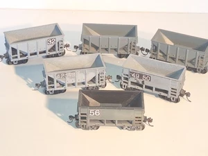 Roundhouse Hopper wagons x 6. Undecorated. Good condition. No Box. HO Scale - Picture 1 of 17