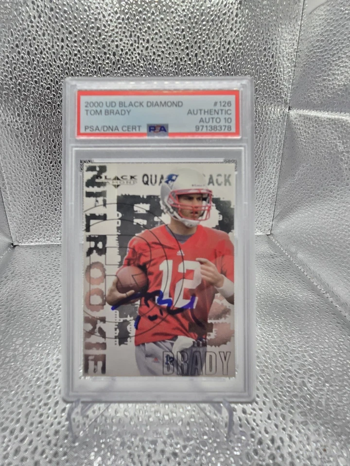 Радиоуправляемая машинка с автографом Тома Брэди 2000 UD Black Diamond PSA/DNA 10 - Изображение 1 из 1