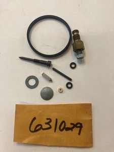 Genuine Tecumseh Engine Carburetor Kit 631029 (NOT Aftermarket!) - Picture 1 of 1