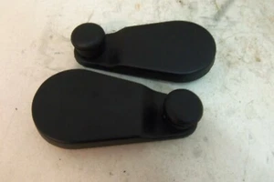 2 NEW FIAT RITMO SUPER 127 SPECIAL REGATA DUCATO 10/13 INTERIOR WINDOW HANDLES - Picture 1 of 4