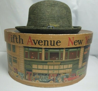 Vintage Dobbs Fifth Avenue New York Oval Hat Box w/ Green Wool Fedora Rolled Rim - Image 1 of 4