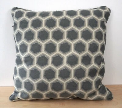 2 Almohadas Decorativas Cuadradas Gris Blanco 19" x 19" Foto 1 de 2