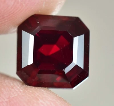 Natürlich Pyrop Granat 9.70 Karat Smaragd Agl Zertifiziert Mosambik Lose - Bild 1 von 4