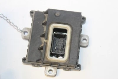 2006-2010 BMW E60 525i XENON ФАРЫ АДАПТИВНЫЙ МОДУЛЬ ФАРЫ R2614 - Изображение 1 из 4