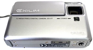 Casio Exilim EX-V7 7.2 MP Compact Digital Camera, Silver, Parts Only, Free Ship - Picture 1 of 15