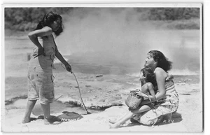 RPPC Maoris Cooking, Rotorua, New Zealand Native Women Vintage Postcard - Picture 1 of 2