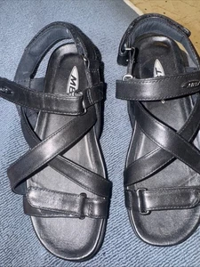 mbt womens sandals 36 New Rocker Sole Patented Design Black - Picture 1 of 9