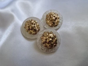 LOT OF THREE CHANEL  WHITE ACRYLIC GOLD 3D LION HEAD BUTTONS 23MM - Picture 1 of 6