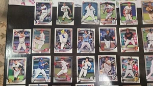 2025 Bowman Lot 75 Prospects + Chrome + RCs + Vets See PICTURE - Picture 1 of 5