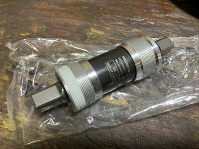 NEW Shimano BB-UN300 Bottom Bracket English 68x123mm, Square Taper JIS - Image 1 of 3