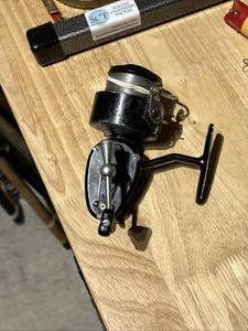 Vintage Garcia Mitchell 300 Spinning Reel - Made In France  - Picture 1 of 7