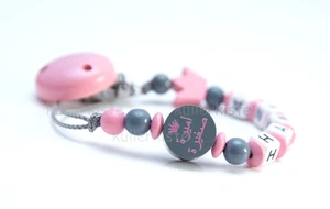 ❤ Schnullerkette mit Namen Mädchen  أميرة PRINZESSIN Arabisch ❤  Krone ❤ - Bild 1 von 4