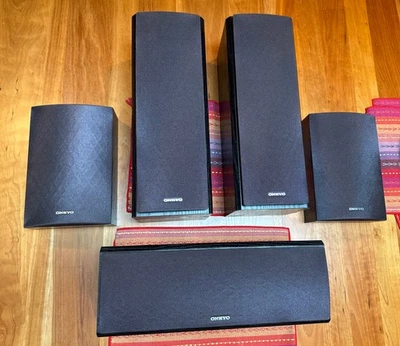 Onkyo SKS HT530 Speaker System: Center, L&R Front & L&R Surround (5 Total) Nice! - Image 1 of 4