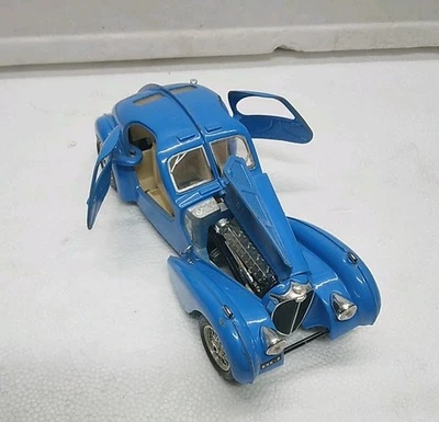 1:24 Bburago Burago BUGATTI ATLANTIC 1936 - Immagine 1 di 4