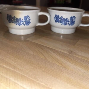 Vintage Pfaltzgraff Yorktowne Mugs Cups Blue Set of 2 Stoneware Coffee Soup Tea - Picture 1 of 3