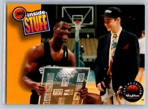 1993-94 SkyBox Premium USA Tip-Off Gold #22 Inside Stuff David Robinson Nuovo di zecca - Foto 1 di 2