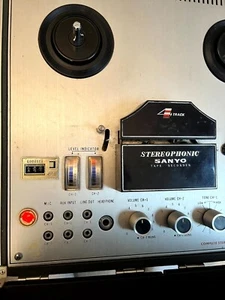 Vintage Sanyo Stereophonic MR-929 Reel to Reel Stereo | POWERS ON UNTESTED - Picture 1 of 12